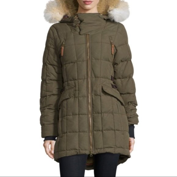 Sorel Jackets & Blazers - *ISO* Sorel Conquest Carly parka in XL